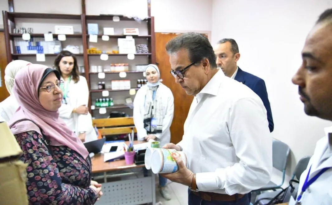 وزارة الصحة تتابع المركز الصحي الحضري بصقر قريش وتوجه بمراجعة التشطيبات النهائية غير الطبية. وزارة الصحة تتابع المركز الصحي الحضري بصقر قريش وتوجه بمراجعة التشطيبات النهائية غير الطبية.