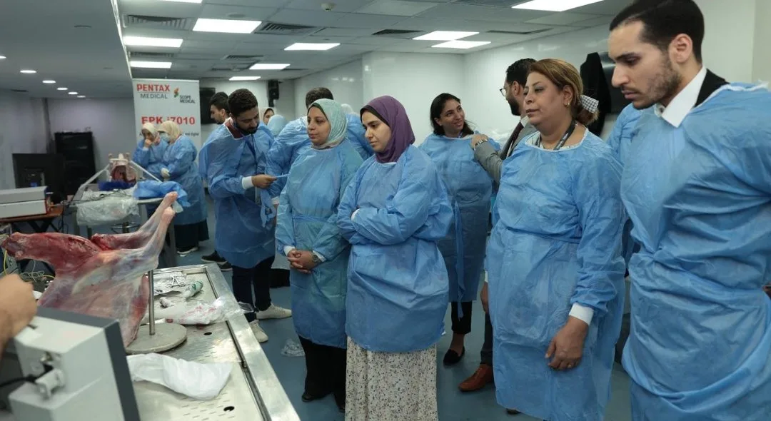 «وزارة الصحة» تنظم ورشة تدريبية لأطباء الأمراض الصدرية حول استخدام مناظير الرئة «وزارة الصحة» تنظم ورشة تدريبية لأطباء الأمراض الصدرية حول استخدام مناظير الرئة