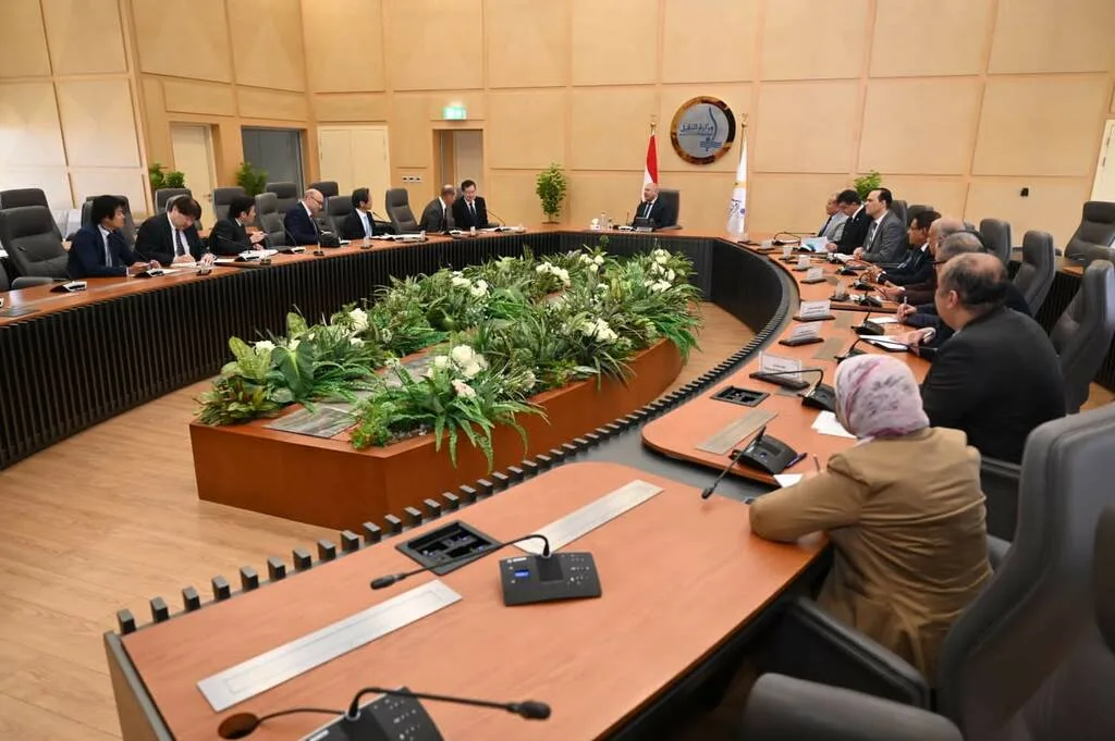 وزارة النقل تناقش مع ميتسوبيشي تعزيز صناعة قطارات المترو محليًا وزارة النقل تناقش مع ميتسوبيشي تعزيز صناعة قطارات المترو محليًا