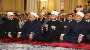 وزير الأوقاف يترأس صلاة الجمعة في مسجد الإمام الحسين بالقاهرة