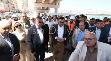 وزير الإسكان ومحافظ الإسكندرية يزوران موقع إنشاء كوبرى 45 “محور السادات”