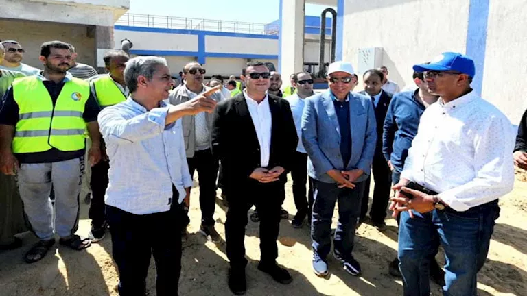 وزير الإسكان يزور محطتين لمياه صفانية ومعالجة الصرف الصحي في بلهاس وزير الإسكان يزور محطتين لمياه صفانية ومعالجة الصرف الصحي في بلهاس