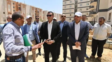 وزير الإسكان يزور مشروعات تحسين المحاور والطرق الرئيسية في مدينة بدر