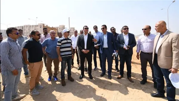 وزير الإسكان يقوم بجولة تفقدية في مدينة العاشر من رمضان لمتابعة الطرق والمشاريع السكنية مثل ديارنا. وزير الإسكان يقوم بجولة تفقدية في مدينة العاشر من رمضان لمتابعة الطرق والمشاريع السكنية مثل ديارنا.