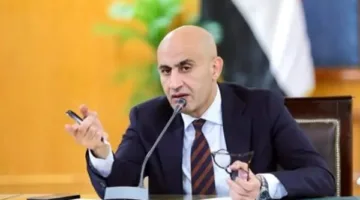 وزير التعليم يشدد على أهمية الالتزام بمواعيد امتحانات الثانوية العامة وتعويض الطلاب عن تأخر اللجان.