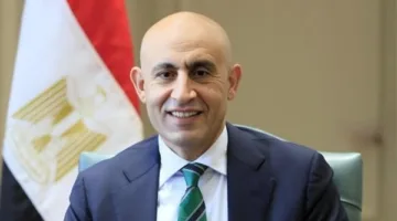 وزير التعليم يشرف على عملية دخول طلاب الثانوية العامة إلى مراكز الامتحانات