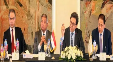 وزير الثقافة: الدراما تعكس بعمق وتأثير قضايا المجتمع.