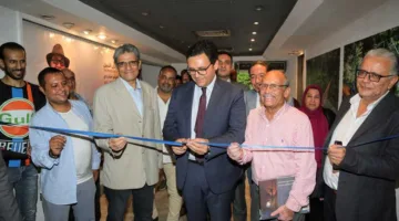 وزير الثقافة ي inaugurates the retrospective exhibition for the late artist Ashraf Al-Hadi titled “The Noble Artist.”