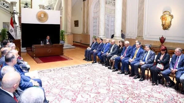 وزير الخارجية يجتمع بالسفراء المعينين للعمل في السفارات والبعثات المصرية بالخارج وزير الخارجية يجتمع بالسفراء المعينين للعمل في السفارات والبعثات المصرية بالخارج