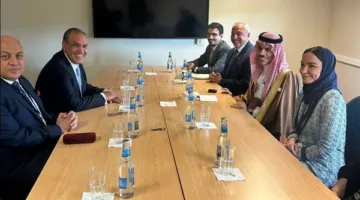وزير الخارجية يجتمع مع نظيره السعودي خلال منتدى أوسلو.