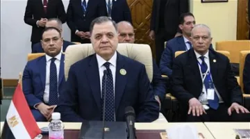وزير الداخلية يقدم التهاني لرئيس الوزراء بمناسبة حلول العام الهجري الجديد