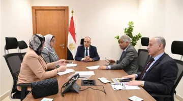 وزير الري: إجراء تقييم دقيق قبل الموافقة على أي طلبات لتغطية المسارات المائية.