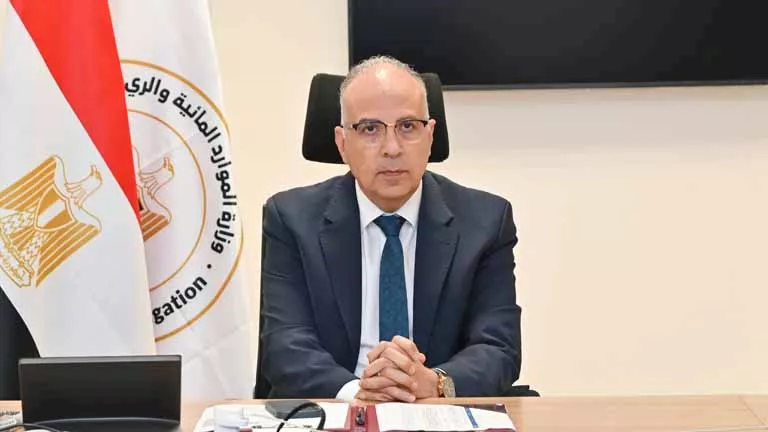 وزير الري يتناول سبل التعاون في “تحلية المياه لتعزيز الإنتاج الغذائي” وزير الري يتناول سبل التعاون في “تحلية المياه لتعزيز الإنتاج الغذائي”