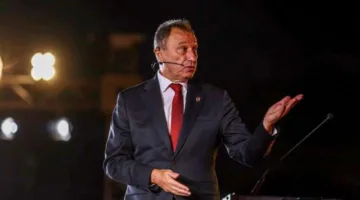 وزير الرياضة: لم أسمح بإهانة الأهلي بسبب الهدايا الأجنبية، ولم أتخذ قانوناً لإقالة الخطيب
