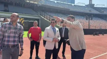 وزير الرياضة يثني على استاد الأهلي ويستعرض فوائد تطوير ملعب المصري