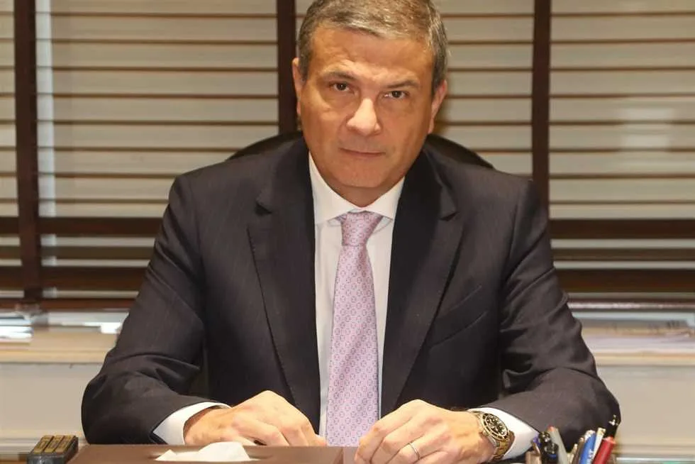 وزير الزراعة: الاعتداء على مسؤول حماية الأراضي في سوهاج لن يعيق جهود الدولة في إزالة المخالفات. وزير الزراعة: الاعتداء على مسؤول حماية الأراضي في سوهاج لن يعيق جهود الدولة في إزالة المخالفات.