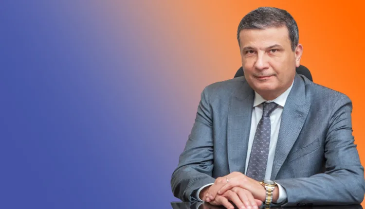 وزير الزراعة يشرف على أعمال لجان التفتيش على محطات بيع الأضاحي ويشدد على أهمية سلامة وصحة المعروضات.