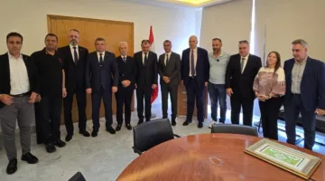 وزير الزراعة يناقش مع نائب رئيس وزراء بيلاروسيا سبل تعزيز التعاون الزراعي المشتركة