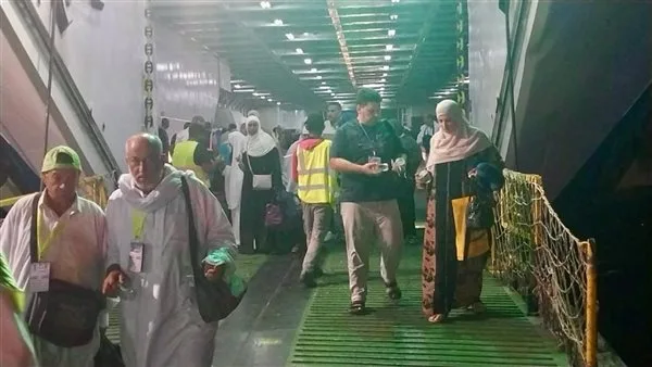 وزير السياحة يأمر بسرعة استكمال التحضيرات لعودة حجاج الحج السياحي البري وزير السياحة يأمر بسرعة استكمال التحضيرات لعودة حجاج الحج السياحي البري