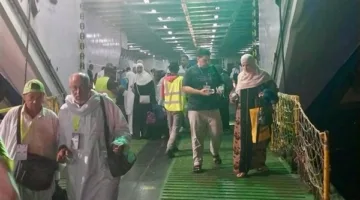 وزير السياحة يطلب تسريع التحضيرات لإعادة حجاج الحج السياحي البري.