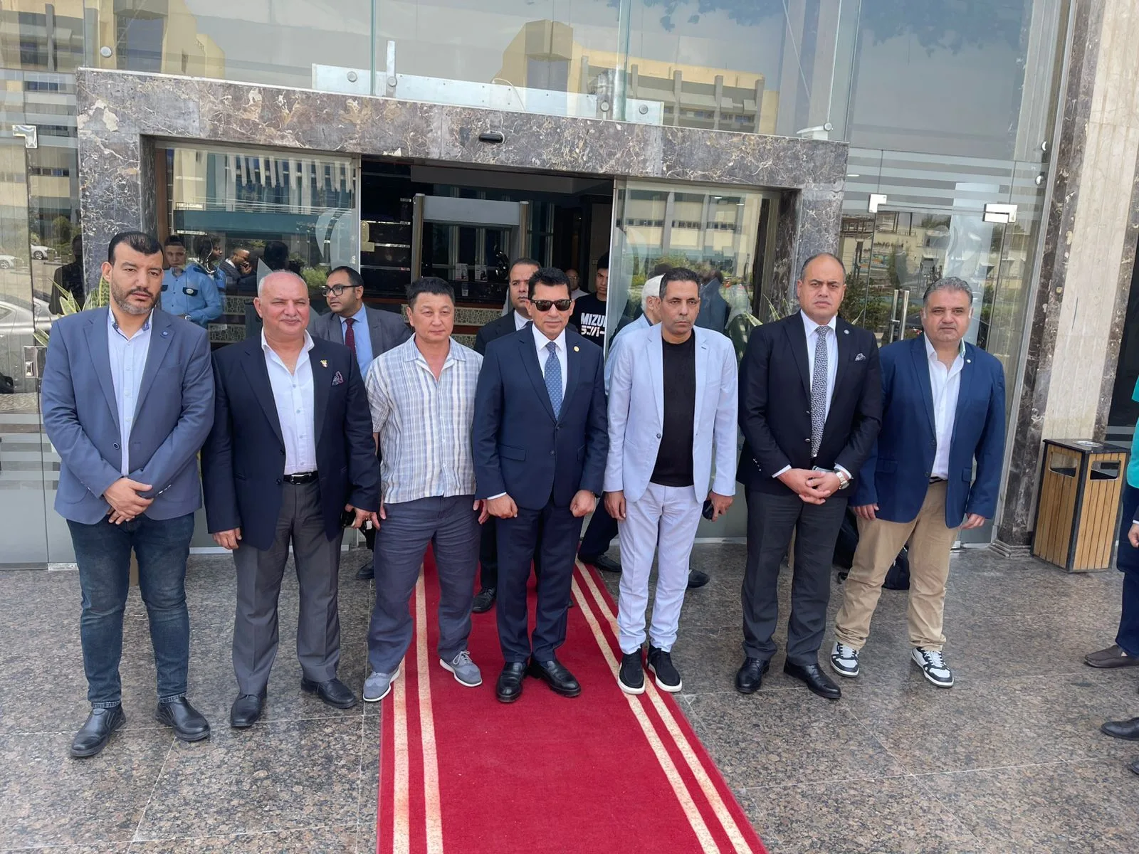 وزير الشباب والرياضة يلتقي الخبير “رسلانبيك” لتعزيز استعدادات منتخب المصارعة للأولمبياد 2028.