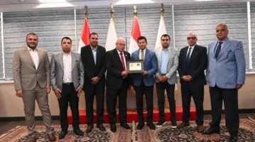 وزير الشباب والرياضة يلتقي بإدارة نادي النصر الرياضي