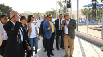 وزير الشباب يزور مشروع Club Pyramid الرياضي ويحث على تسريع الأعمال الإنشائية.