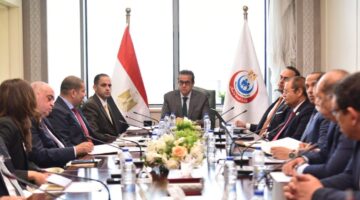 وزير الصحة يراقب تقدم تنفيذ نظام ميكنة التأمين الصحي الشامل