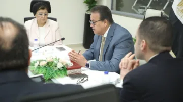 وزير الصحة يستعرض استراتيجية التأمين الصحي تحضيراً لعيد الأضحى المبارك
