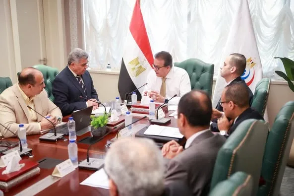 وزير الصحة يستعرض مع شركة «جريفولز إيجيبت» آفاق تعزيز التعاون في المجال الصحي