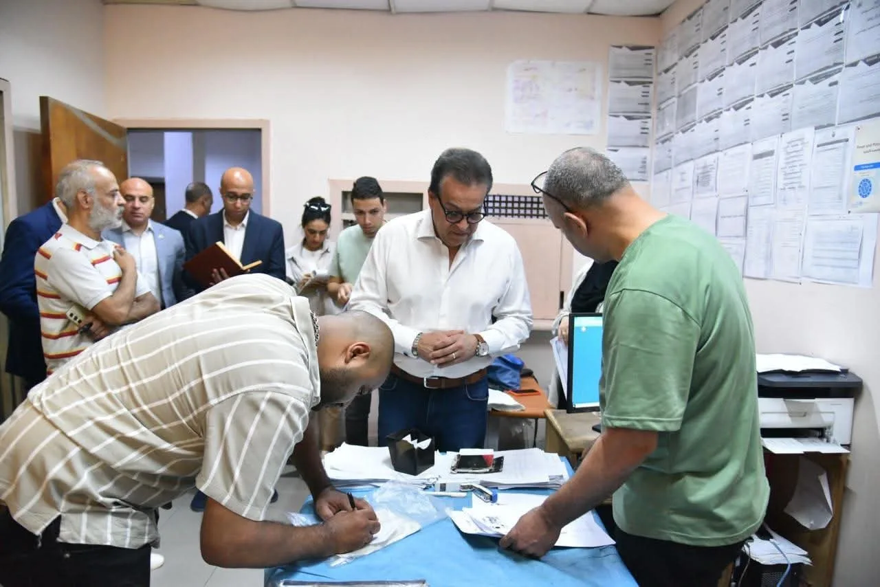 وزير الصحة يطلب فحص الأعمال النهائية غير الطبية في المركز الصحي الحضري بصقر قريش وزير الصحة يطلب فحص الأعمال النهائية غير الطبية في المركز الصحي الحضري بصقر قريش