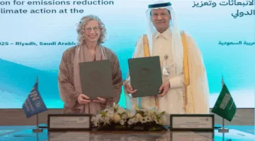 وزير الطاقة يبرم اتفاقية مع مسؤولة أممية لتقليل الانبعاثات وتعزيز جهود المناخ.