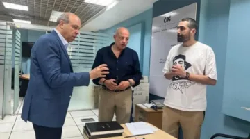 وزير الطيران المدني يزور المنشآت التشغيلية الرئيسية لمراقبة مستجدات الوضع