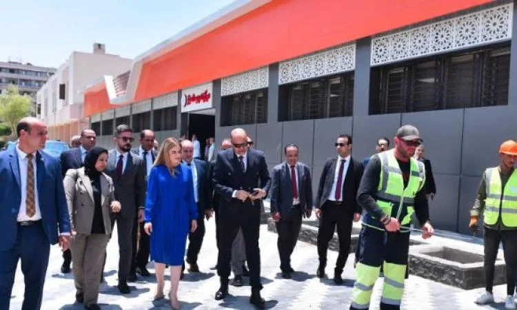 وزير العمل يلتقي نظيرته من صربيا ويتفقد ورش التدريب في الحجاز وزير العمل يلتقي نظيرته من صربيا ويتفقد ورش التدريب في الحجاز