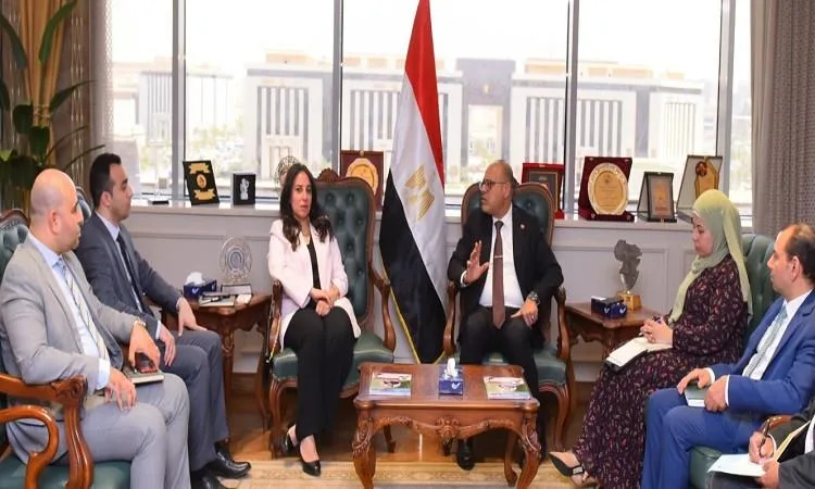 وزير العمل يناقش مع وفد “إبدأ لتنمية المشروعات” تطوير خمسة مراكز للتدريب المهني وزير العمل يناقش مع وفد “إبدأ لتنمية المشروعات” تطوير خمسة مراكز للتدريب المهني