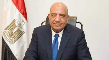 وزير الكهرباء يراقب تقدم العمل في محطة توليد الكهرباء الجديدة بأبوقير بالإسكندرية.