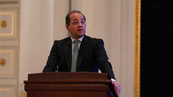 وزير المالية: انخفاض العبء الدين وزيادة الإيرادات بنسبة 35% دون فرض ضرائب جديدة وزير المالية: انخفاض العبء الدين وزيادة الإيرادات بنسبة 35% دون فرض ضرائب جديدة
