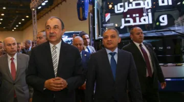 وزير قطاع الأعمال: نصر سكاي حافلات مصرية بمواصفات عالمية وبنسبة 60% مكونات محلية