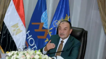 وزير قطاع الأعمال يناقش مع نظيره المغربي سبل تعزيز التعاون والتكامل الاقتصادي في العالمين العربي والأفريقي
