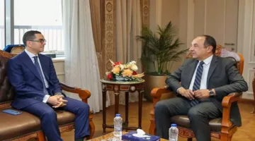وزيرا الأعمال والاستثمار يتناولان تعزيز الاستثمار في صناعة الغزل والنسيج