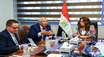 وزيرة التنمية المحلية تراقب تقدم مشروع مركز إنتاج الحرير في الوادي الجديد