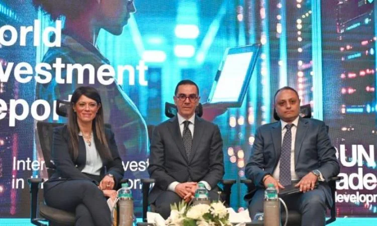 وزيرَا الاستثمار والتخطيط يقدمان تقرير منظمة أونكتاد عن الاستثمار العالمي وزيرَا الاستثمار والتخطيط يقدمان تقرير منظمة أونكتاد عن الاستثمار العالمي