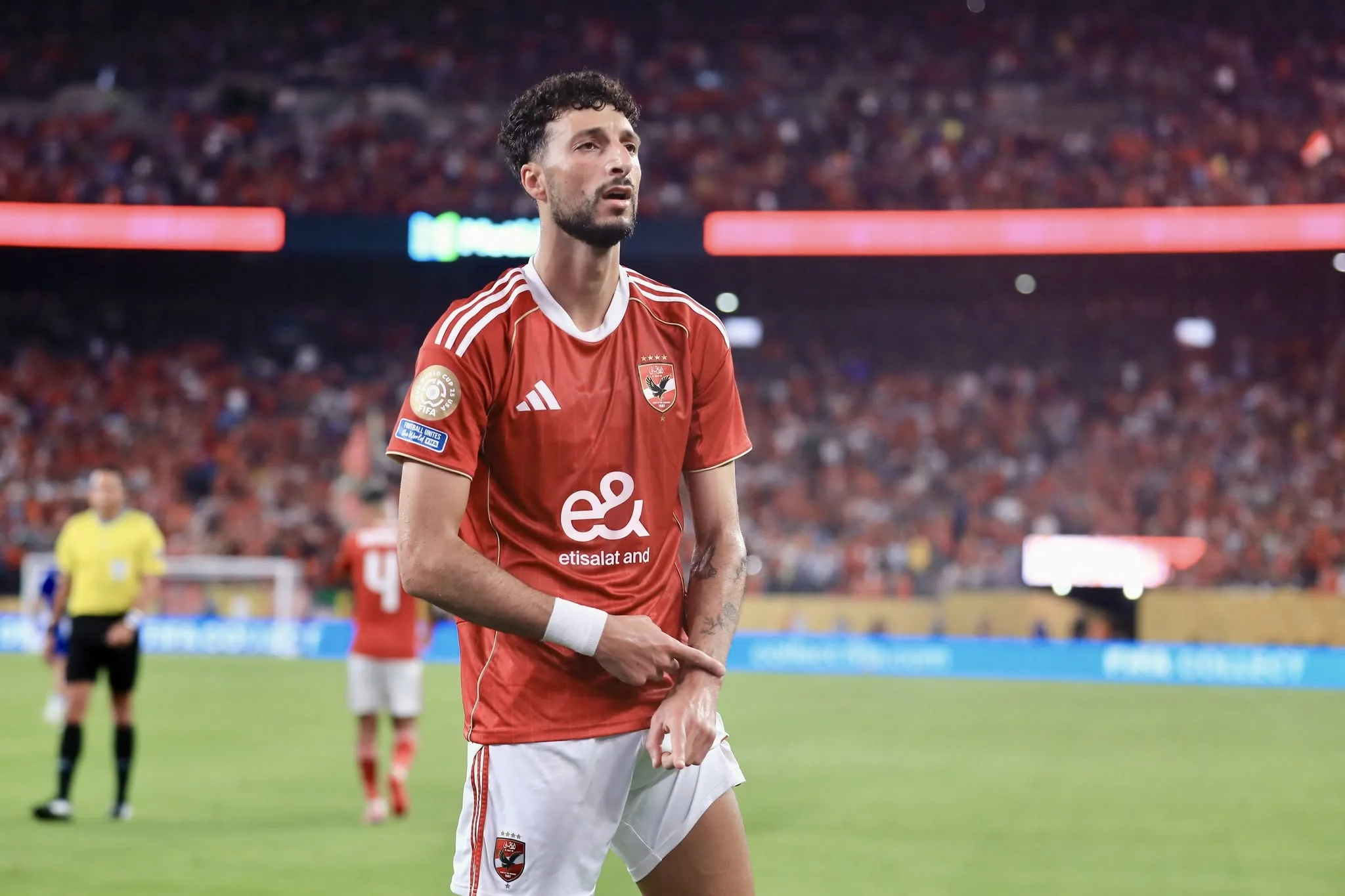وسام أبو علي يتألق بتسجيل ثلاثية أمام بورتو ويحقق إنجازًا تاريخيًا مع الأهلي في كأس العالم للأندية وسام أبو علي يتألق بتسجيل ثلاثية أمام بورتو ويحقق إنجازًا تاريخيًا مع الأهلي في كأس العالم للأندية