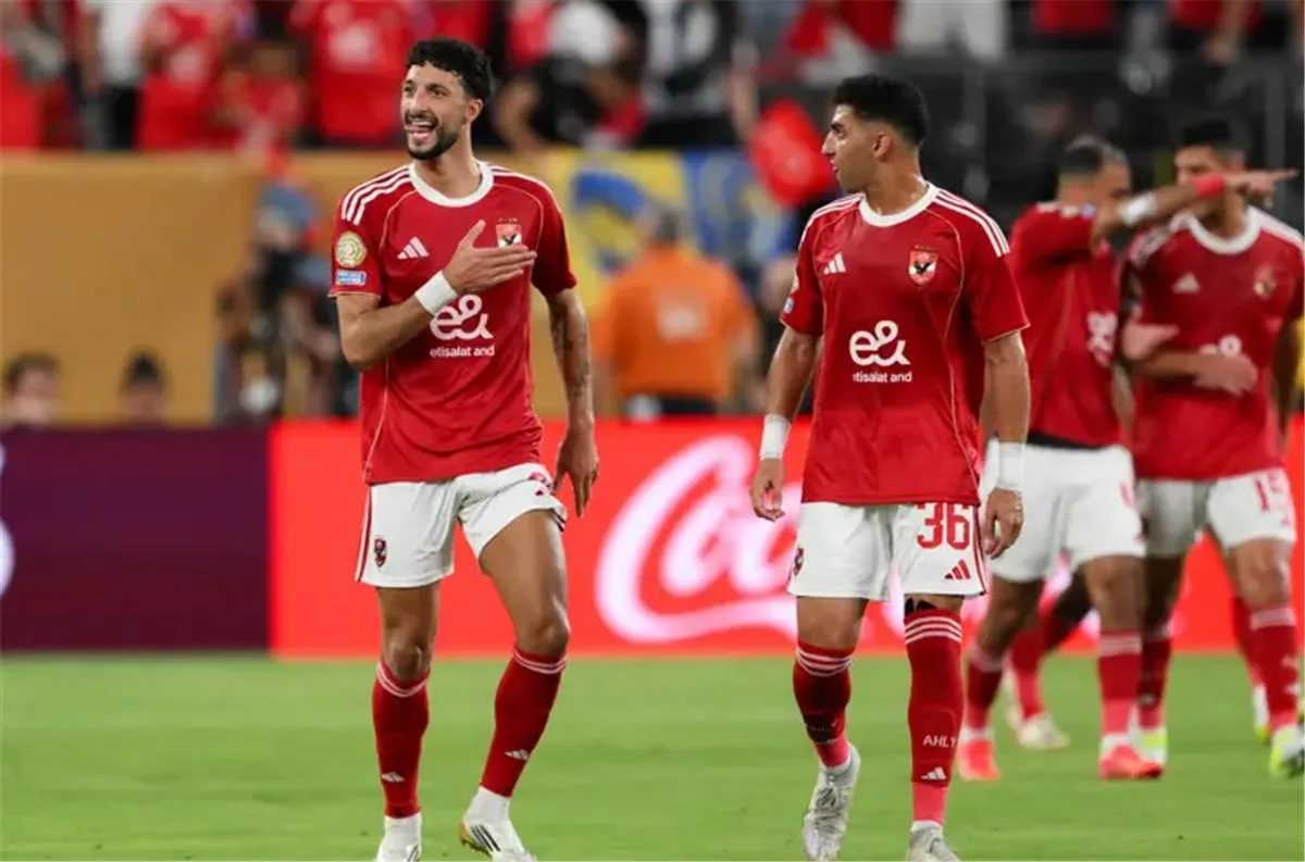 وسام أبو علي يحرز الهدف الثاني للنادي الأهلي في مواجهة بورتو ضمن كأس العالم للأندية. وسام أبو علي يحرز الهدف الثاني للنادي الأهلي في مواجهة بورتو ضمن كأس العالم للأندية.