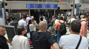 وصول طائرة من رومانيا إلى بيروت تحمل لبنانيين محتجزين في شرم الشيخ… ورحلات إضافية مجدولة اليوم