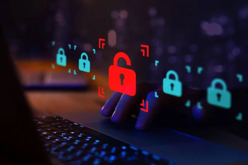 وعود الأمان الرقمي: الفجوة بين ترويج الشركات والحقائق المسربة وعود الأمان الرقمي: الفجوة بين ترويج الشركات والحقائق المسربة