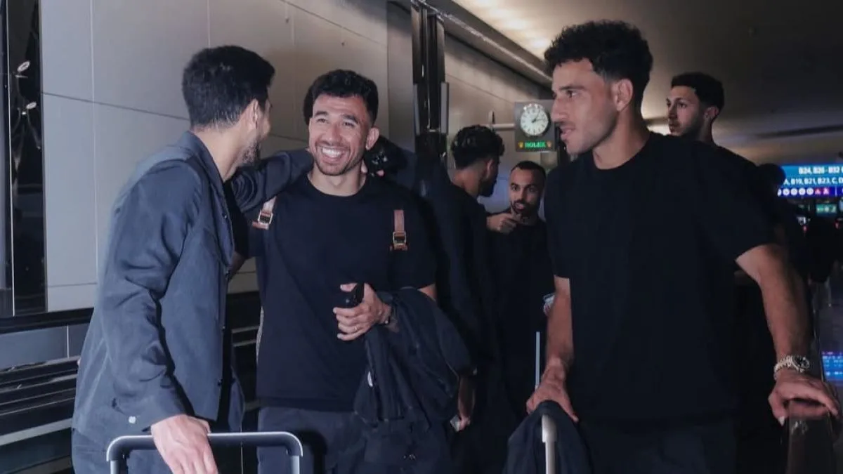 وفد الأهلي يصل مطار “ج.ك.ف” في نيويورك تمهيداً للعودة إلى القاهرة وفد الأهلي يصل مطار “ج.ك.ف” في نيويورك تمهيداً للعودة إلى القاهرة