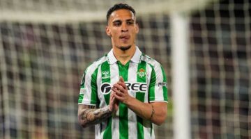 وكيل أنتوني لـ”في الجول”: ريال بيتيس يسعى لاستعادة اللاعب مجددًا، لكن…