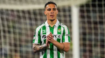 وكيل أنتوني يفصح لـ “في الجول” عن حقيقة رغبة اللاعب في الانتقال إلى ريال بيتيس