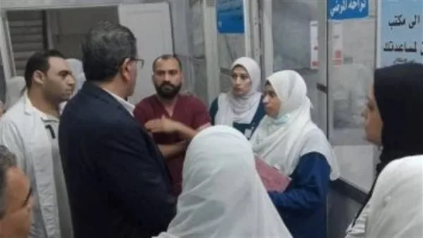 وكيل وزارة الصحة في المنوفية يُحيل مديرة التمريض بمستشفى الجراحات بشبين الكوم للتحقيق وكيل وزارة الصحة في المنوفية يُحيل مديرة التمريض بمستشفى الجراحات بشبين الكوم للتحقيق
